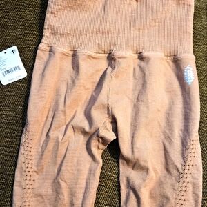 NWT Free People high rise crop leggings  - Desert dune Size XS/S